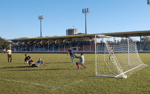 Ponta Porã: Definidos os semifinalistas da Copa dos 40 de Futebol Suíço