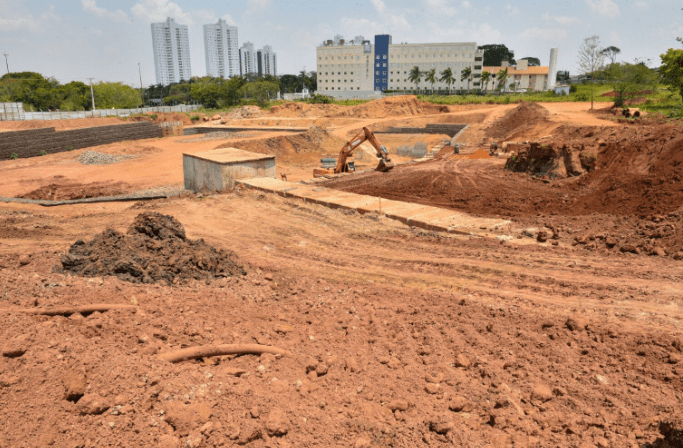 Prefeitura de Campo Grande avança com obras da bacia de amortecimento na Avenida Mato Grosso