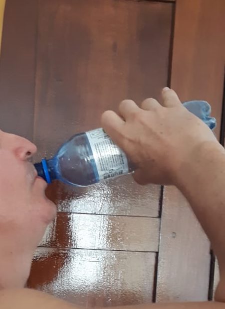Hidratação é essencial nas festas de fim de ano, diz endocrinologista