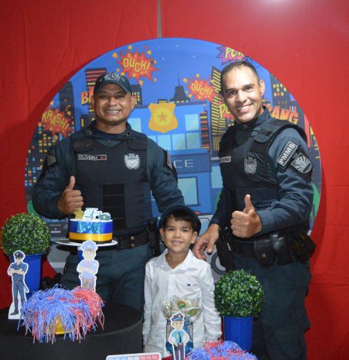 Grande admirador da PMMS: Policiais participam de festa de garoto de 5 anos em Coxim