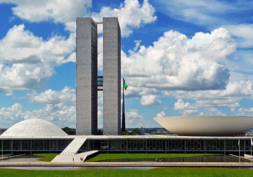 Quase 74% dos brasileiros desconhecem realizações do governo federal, diz pesquisa